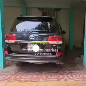 Exchange Is Available With  2022 & 2023 TOYOTA LAND CRUISER VXR Make:Toyota        Model: in Ethiopia